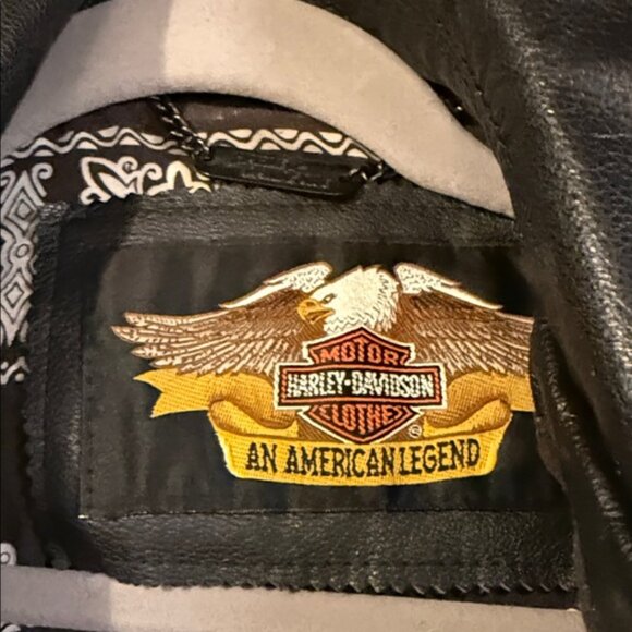 Harley-Davidson Black Leather Jacket with Silver Accents. 2002 Hacienda - Picture 2 of 13